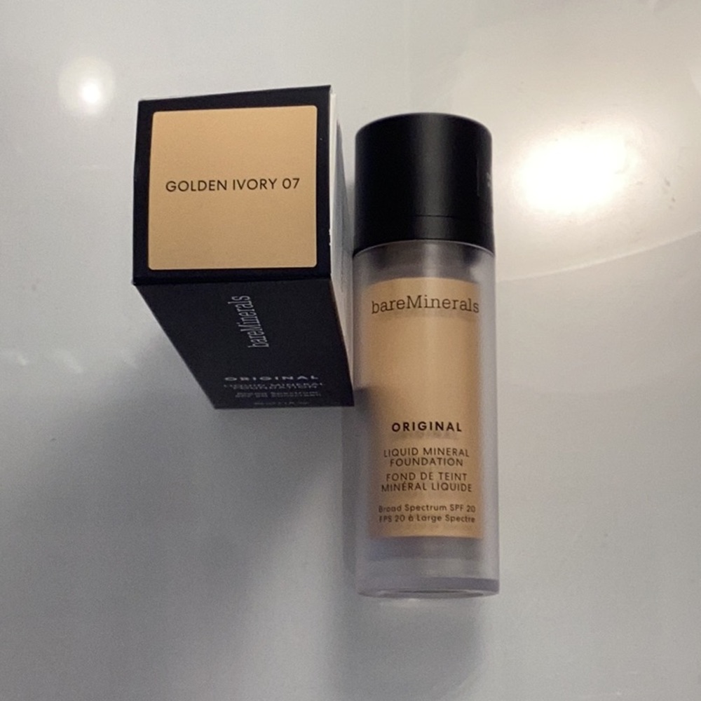 Discontinued bareMinerals Original Liquid Mineral Foundation - Golden Ivory 07